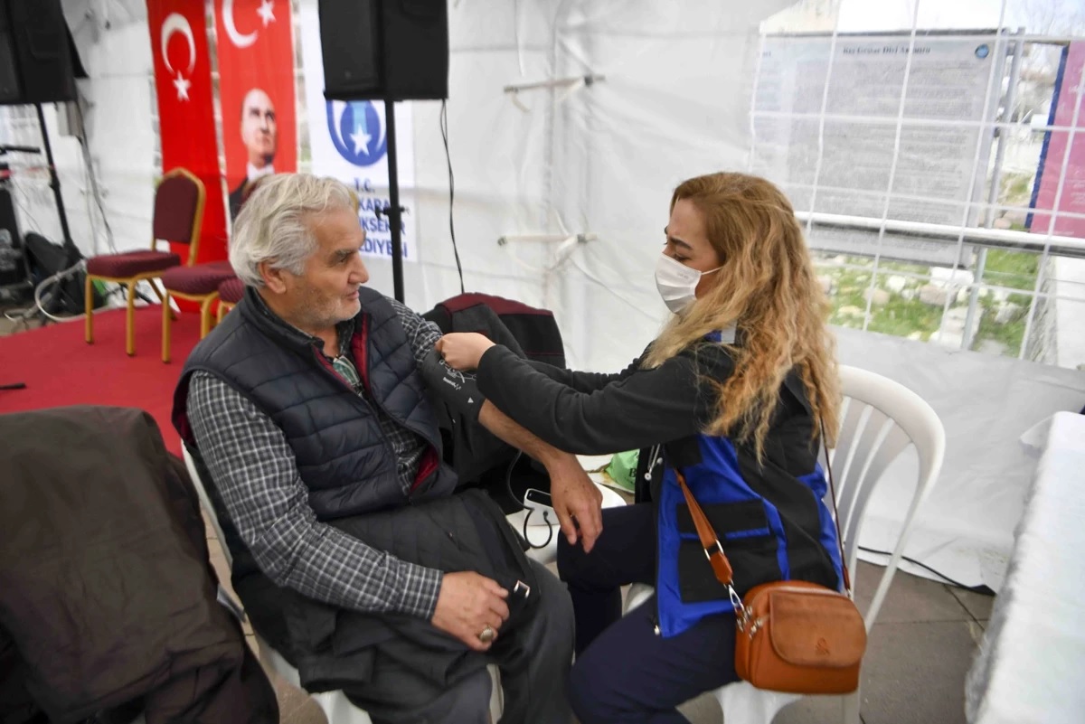 VATANDAŞLARA ÜCRETSİZ SAĞLIK TARAMASI