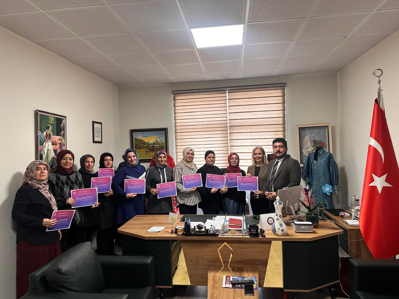 TSM’DEN KADINLARA MENOPOZ EĞİTİMİ