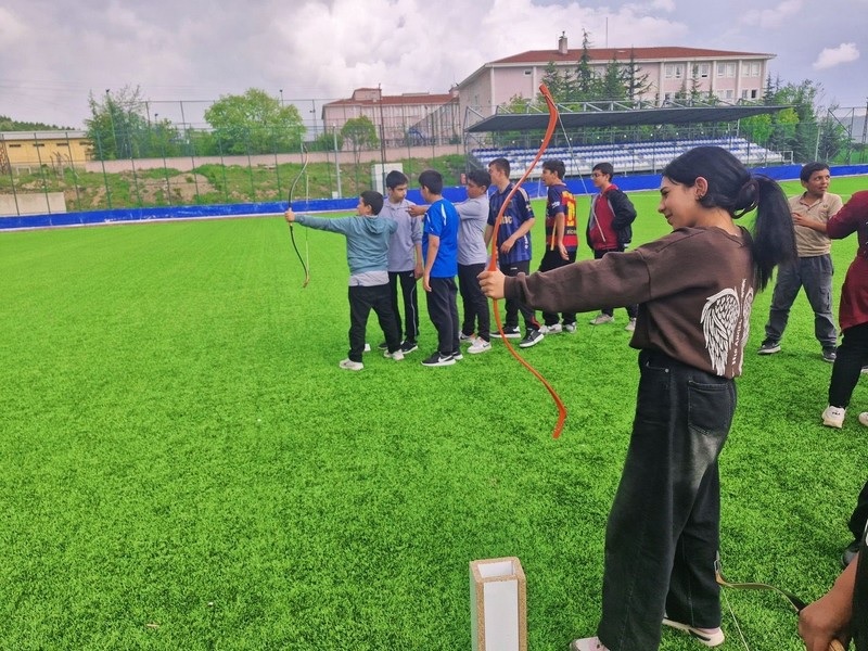 GENÇLER  ATA SPORUNU DENEYİMLEDİ