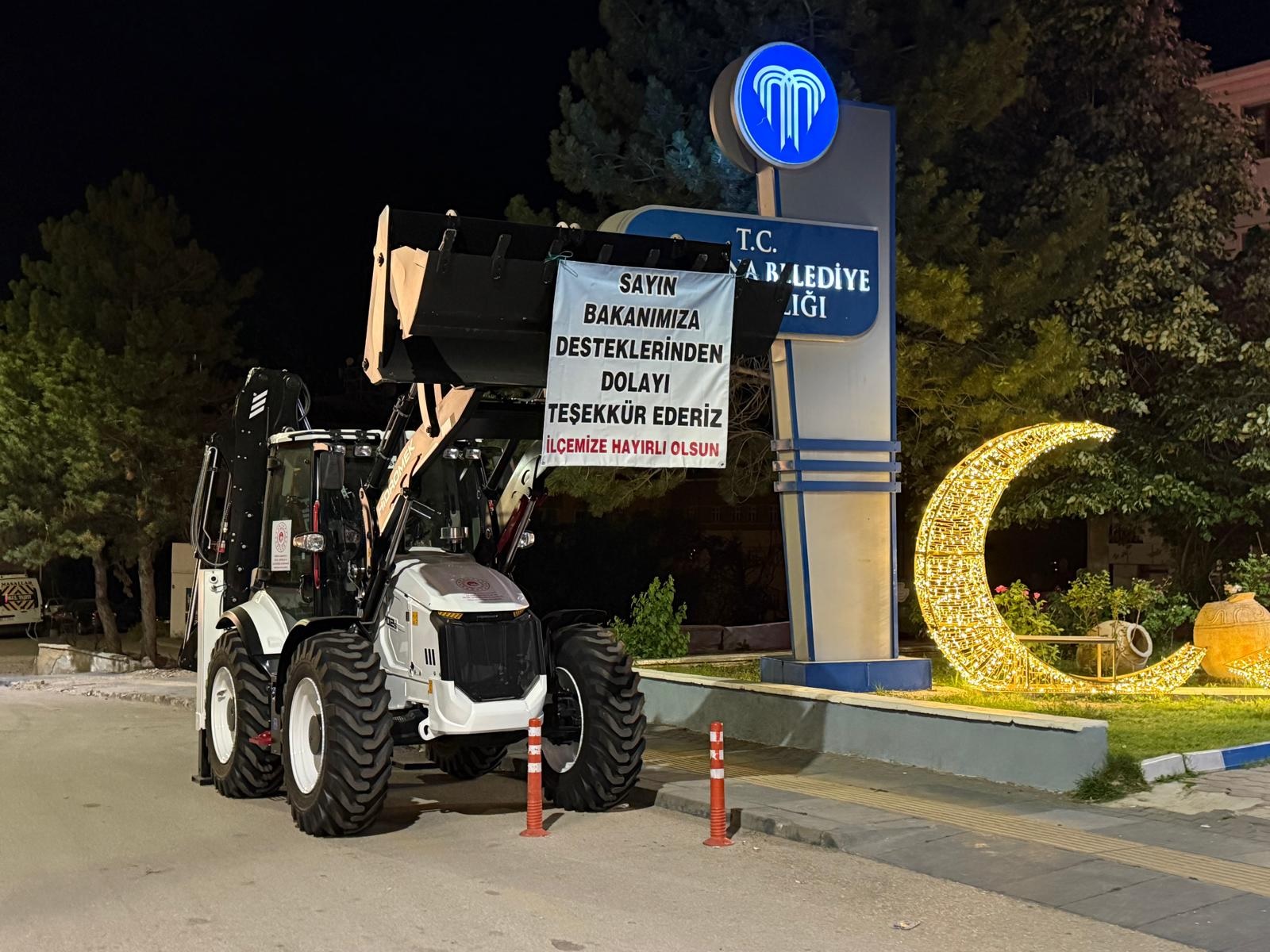 PARTİ DEĞİŞTİ, İLK HİBE GELDİ