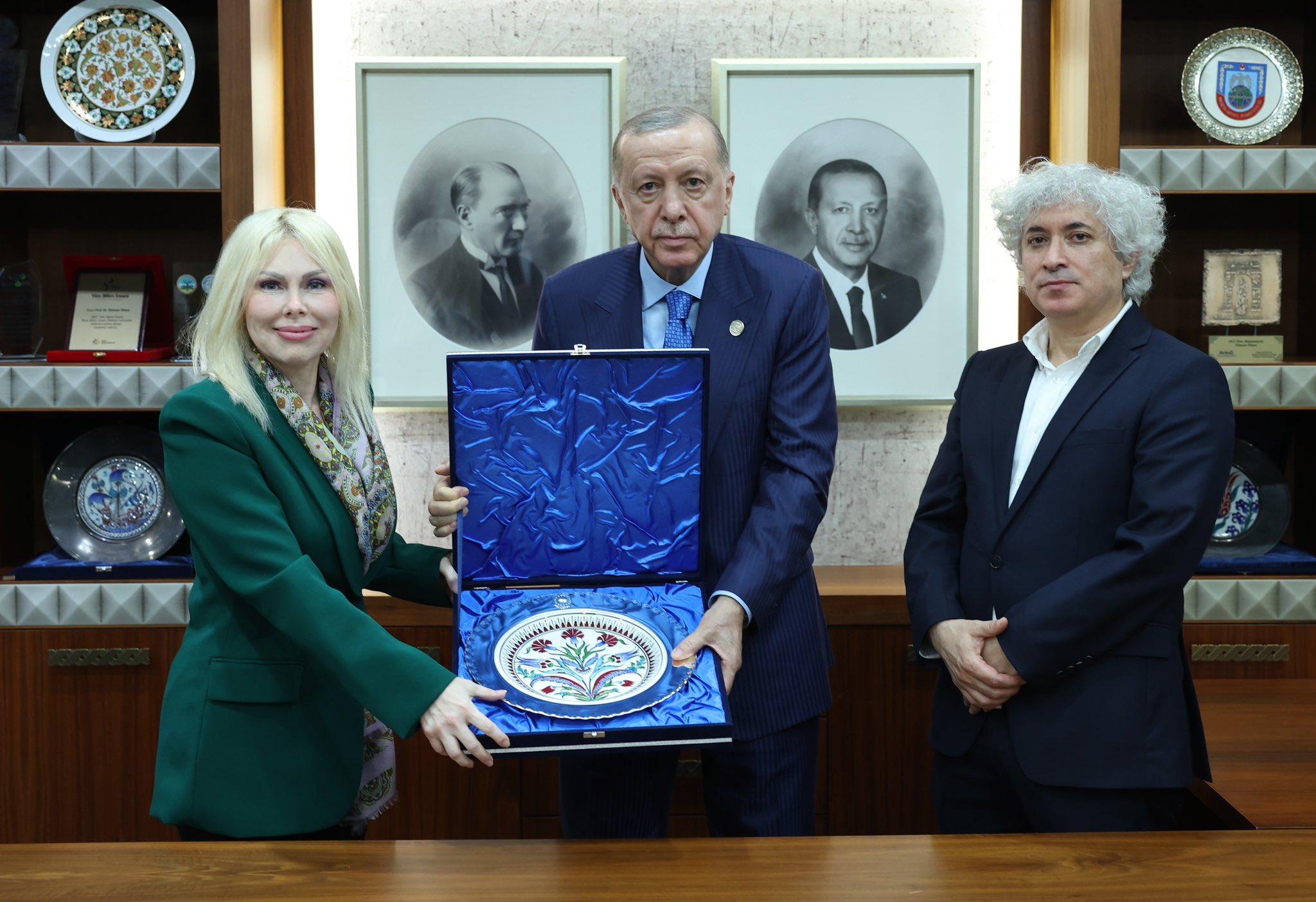 ÖZKAN ÇİFTİ TRAFİK KAZASINDA YARALANDI